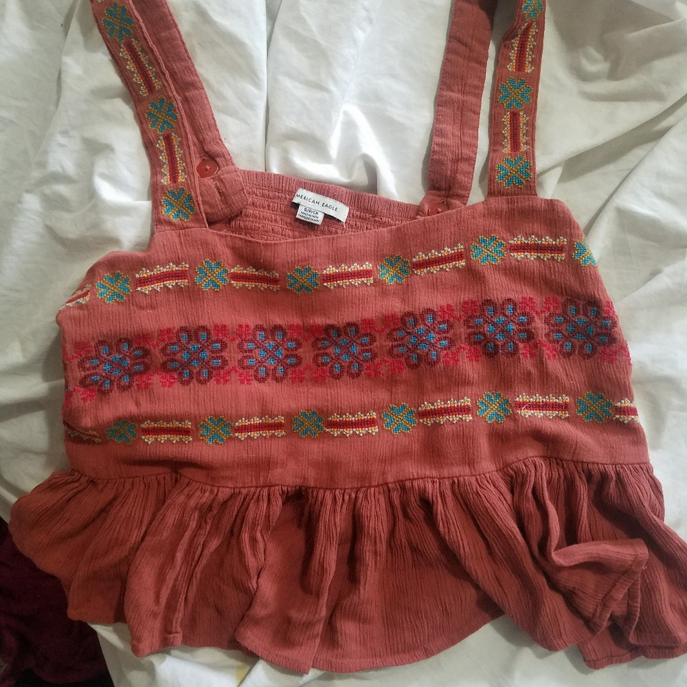 American eagle crop top